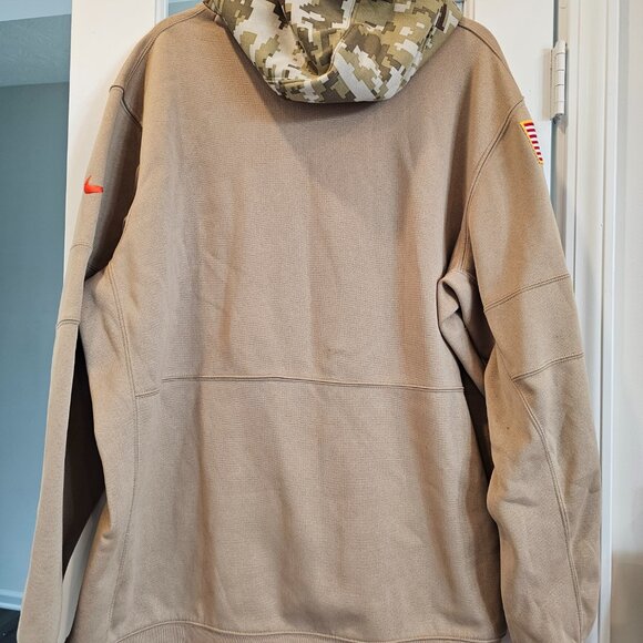 Chicago Bears-Salute to Service Hoodie - Picture 7 of 7